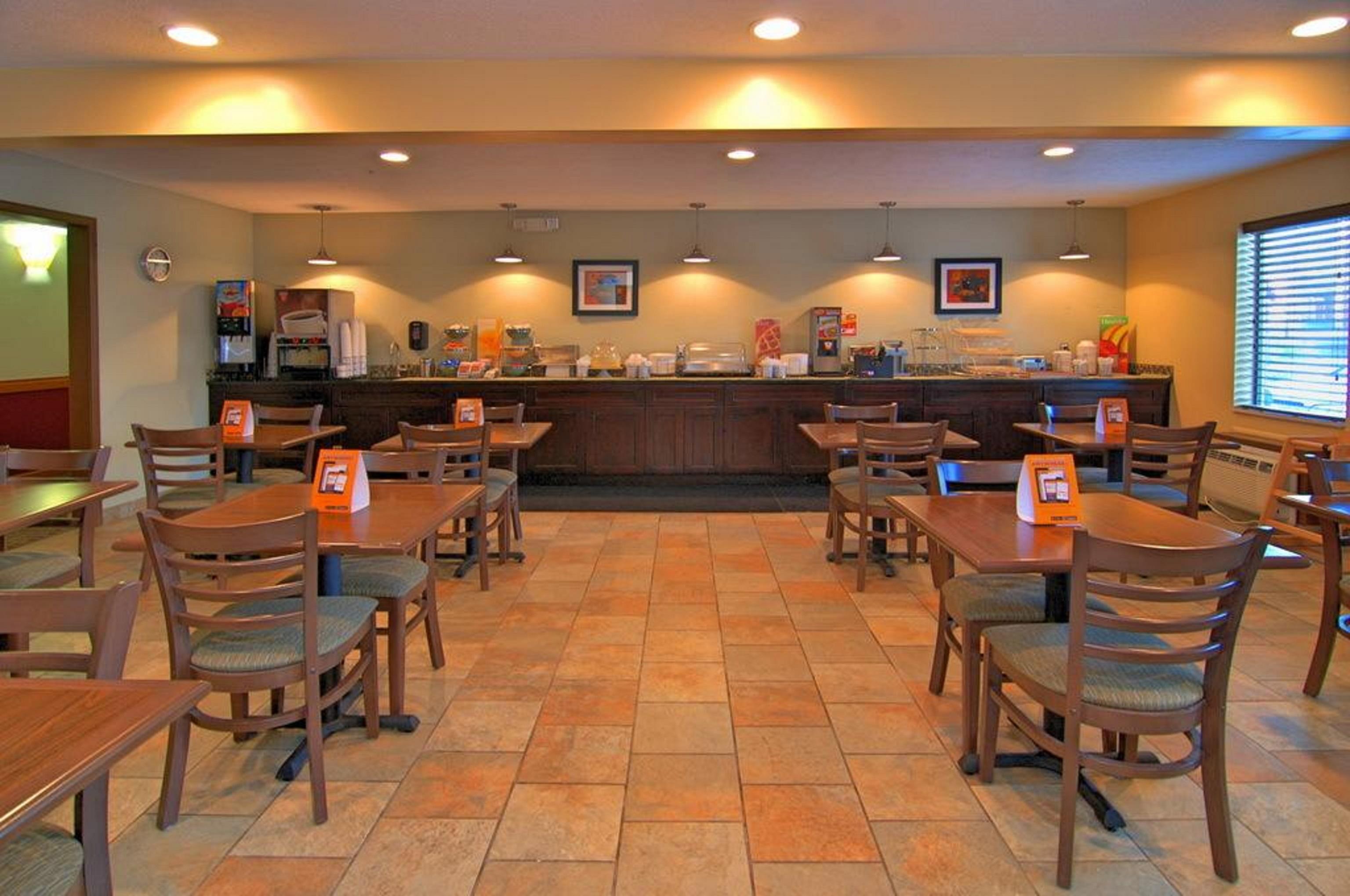 Quality Inn Traverse City Exterior photo